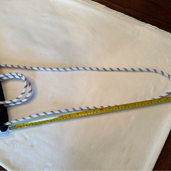 White neoprene crossbody bag with removable zipper purse. NWOT - Picture 5 of 10